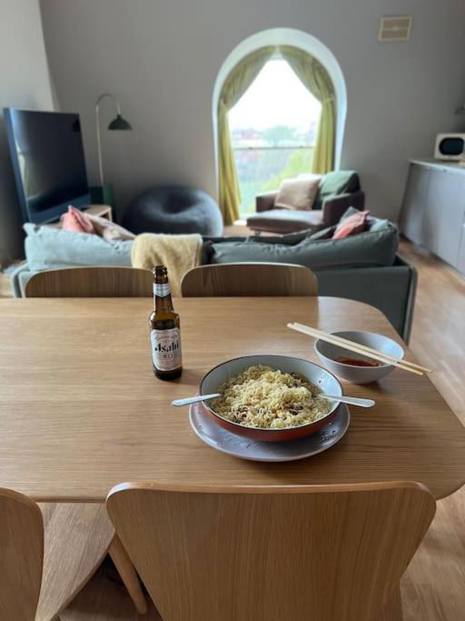 Apartamento Peaceful Bright City Hide Away With Parking Londres