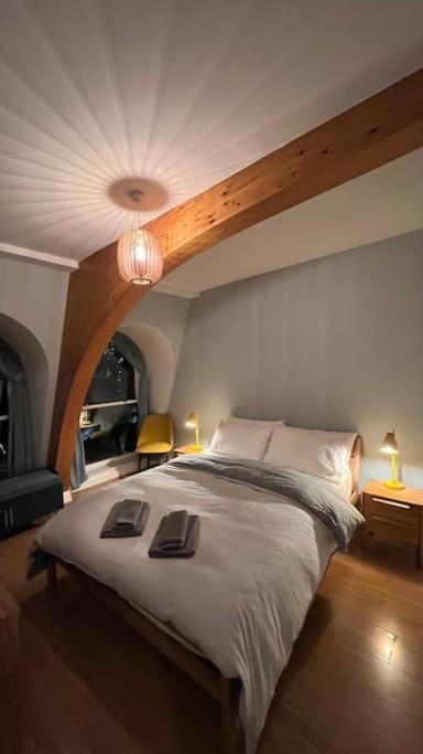 Apartamento Peaceful Bright City Hide Away With Parking *