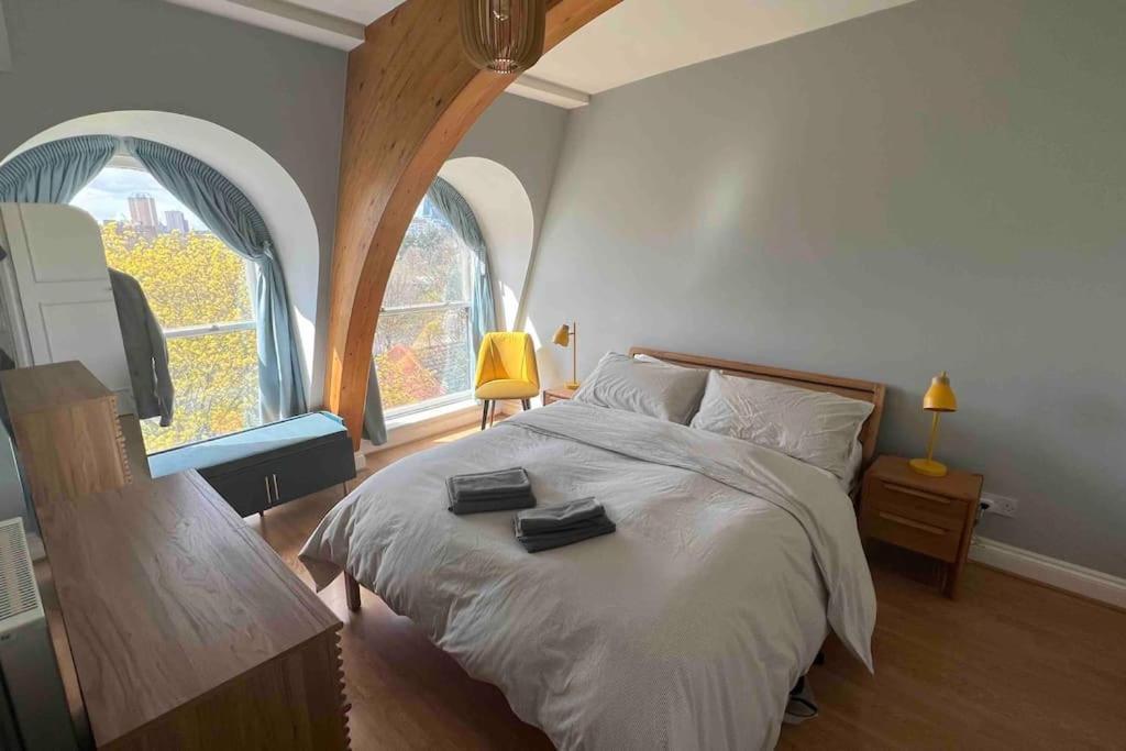Peaceful Bright City Hide Away With Parking * Londres