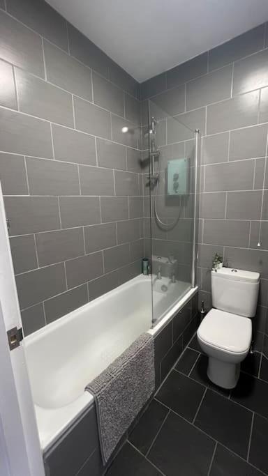 Peaceful Bright City Hide Away With Parking * Londres