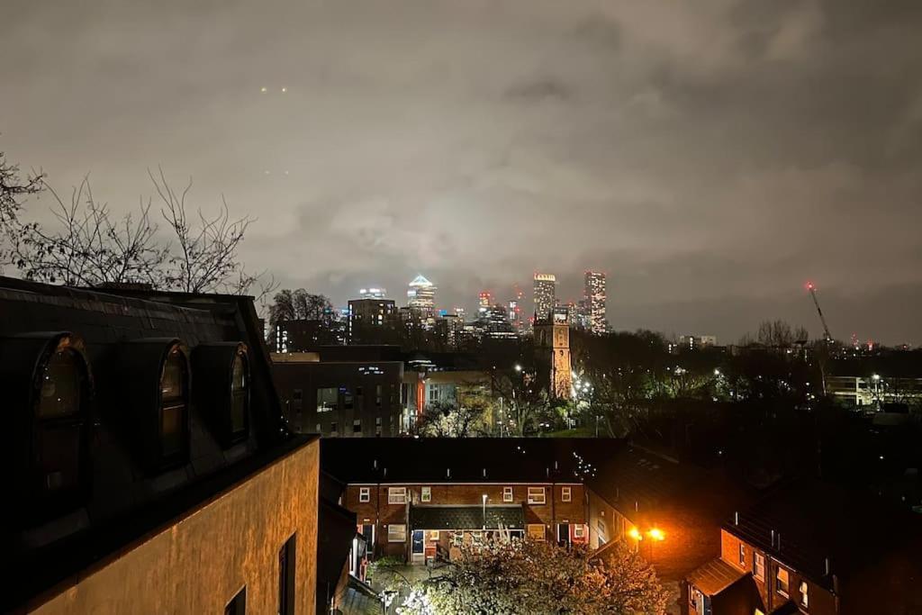 Peaceful Bright City Hide Away With Parking Londres